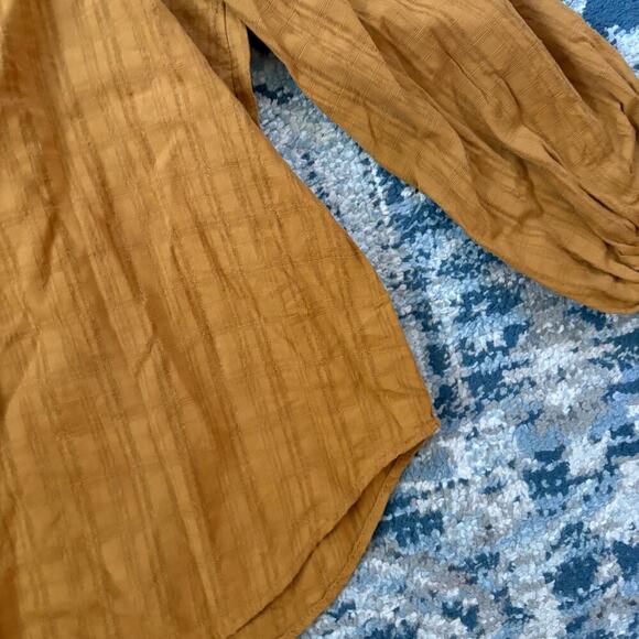 Madewell Square-Neck Bubble-Sleeve Top in Antique Gold - Picture 3 of 5